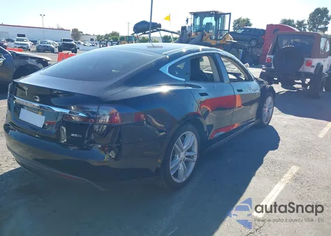 2015 Tesla Model S 70D/85D/P85D from USA, damaged, VIN 5YJSA1E27FF114173